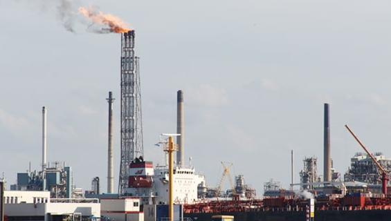 No choice but to invest in oil: Shell CEO