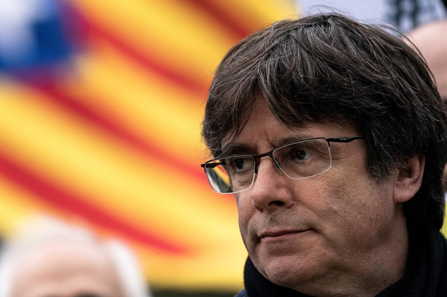 Spain sends Belgium arrest warrant request for Catalan leader Puigdemont