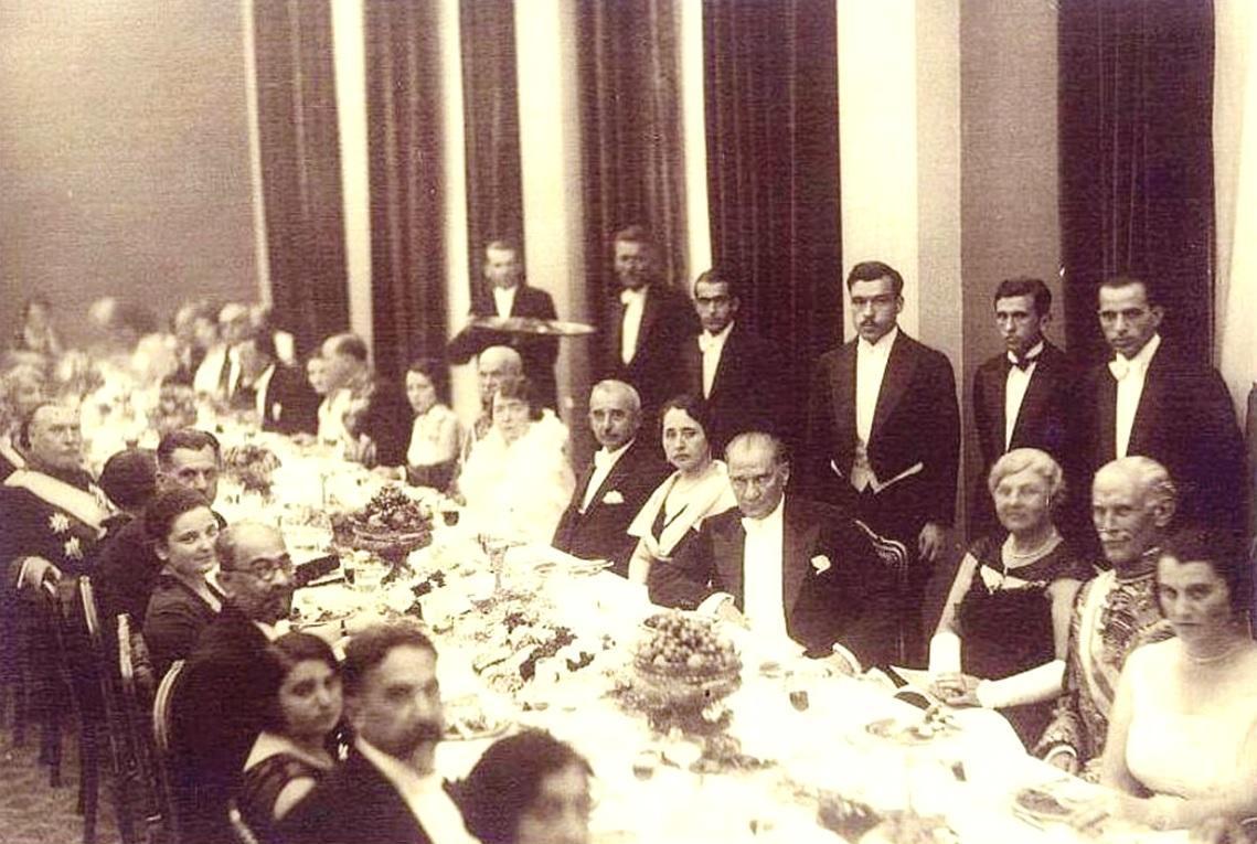 Atatürk used gastro diplomacy despite limited means in Ankara