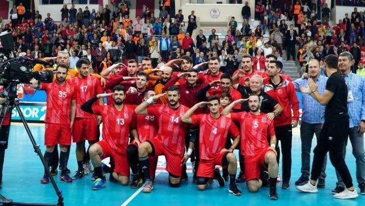 Greek club punishes Turkish goalie for military salute