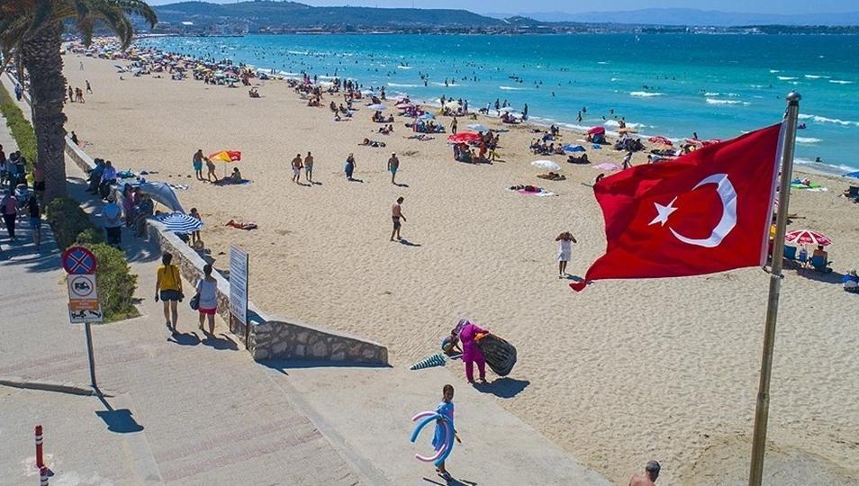 Tourism income jumps 22 percent to $14B in Q3