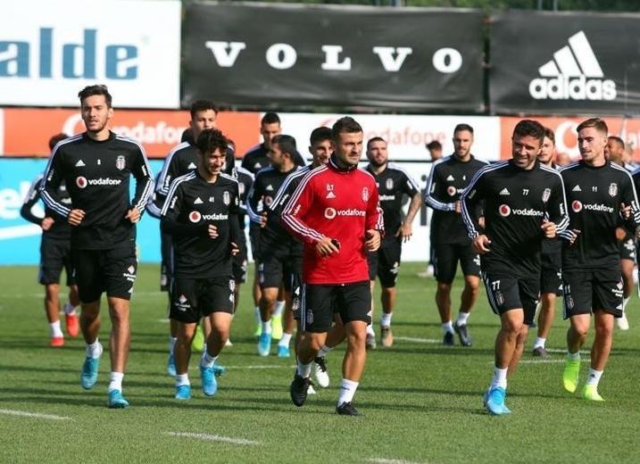 Beşiktaş seek seasons first victory in Europa League