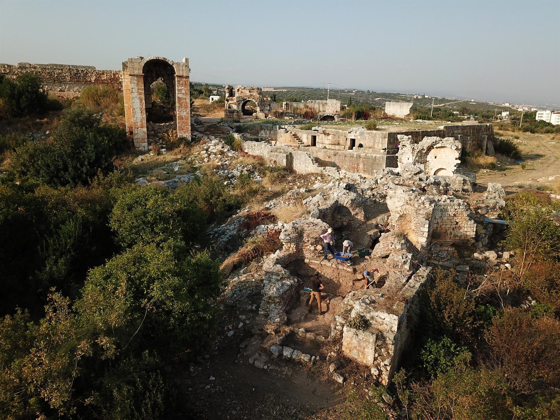 Ancient baths discovered in southern Mersin
