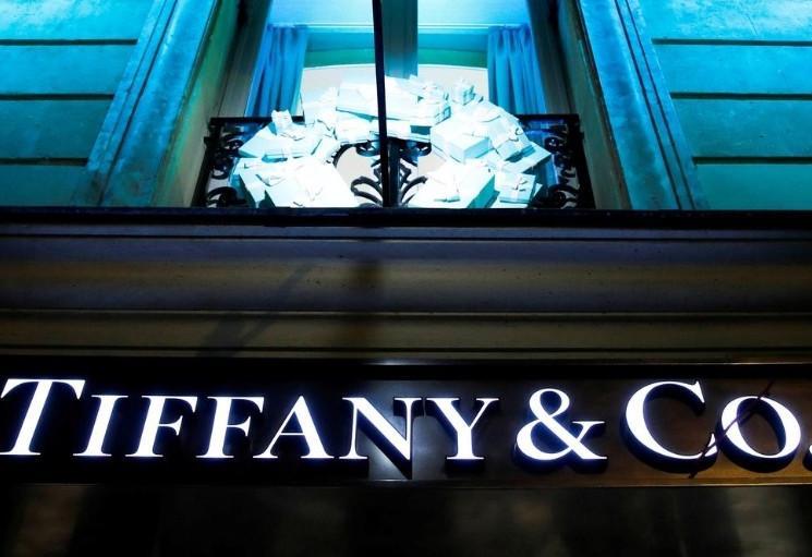 Louis Vuitton buy Tiffany for $16.2 billion