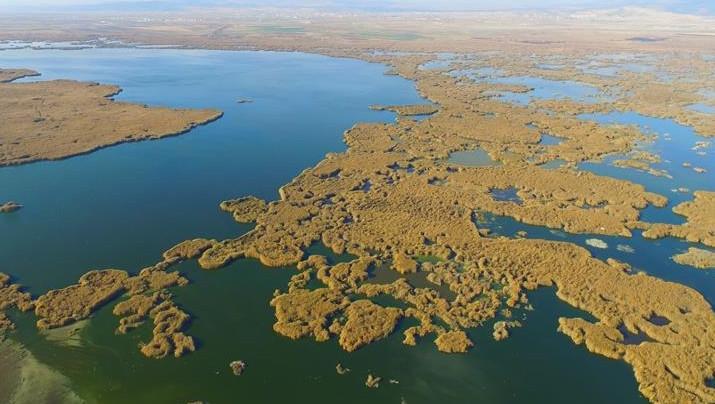 Lake Eber is about to die, experts warn