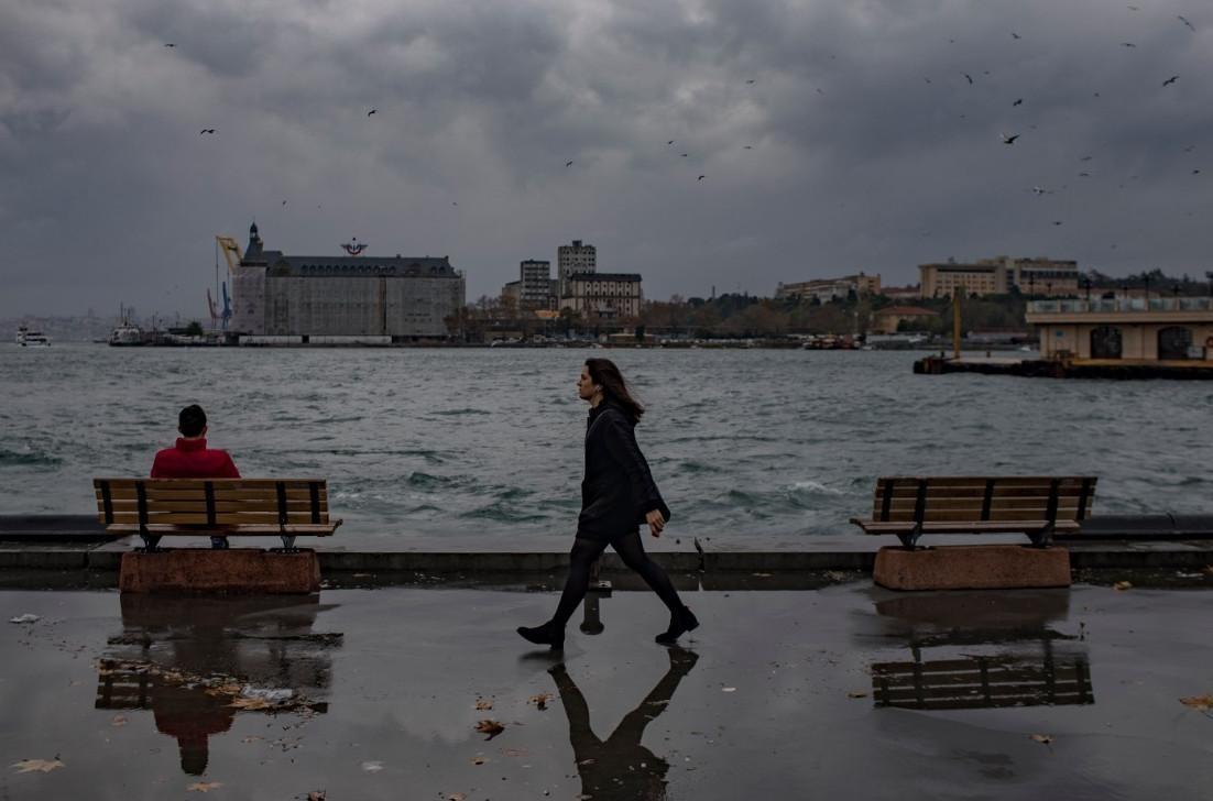 Windstorm hits Istanbul, northern Aegean