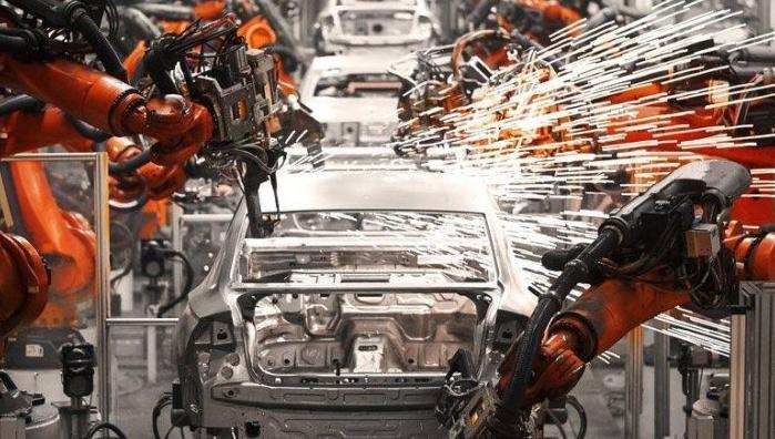 Turkish economy on growth path despite risks: Experts