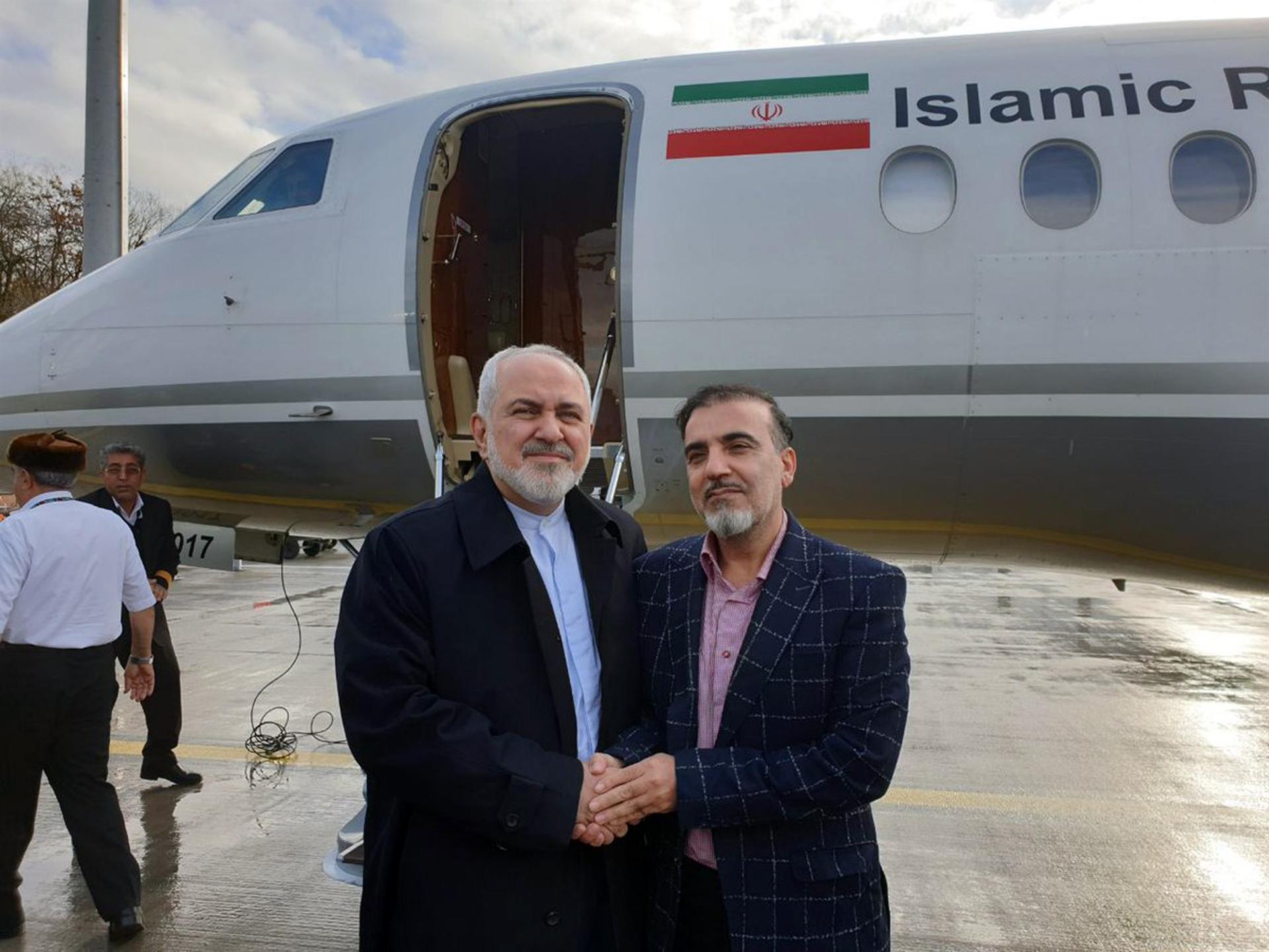 Chinese-American freed from Iran, Iranian freed from US in prisoner swap