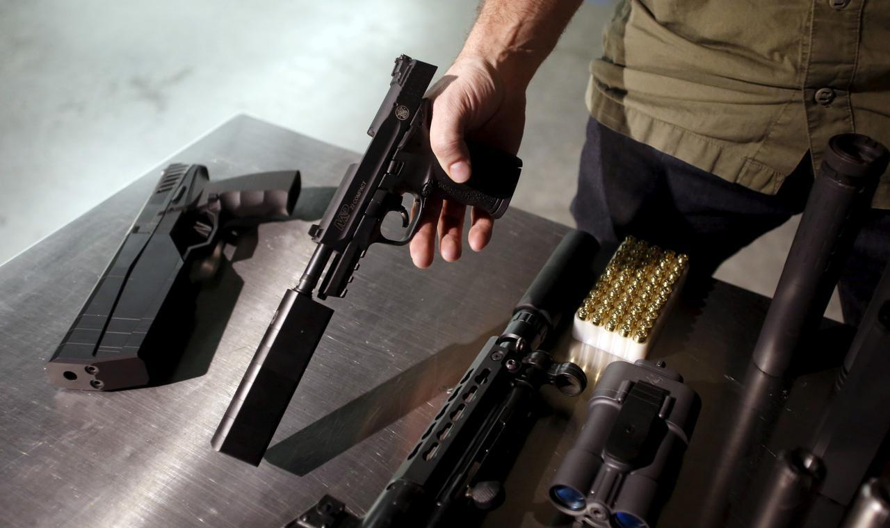 Arms sales worldwide up 47 pct since 2002: Watchdog