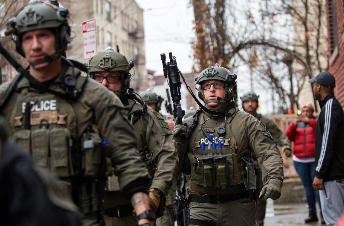 Six dead in New Jersey shootout, including officer
