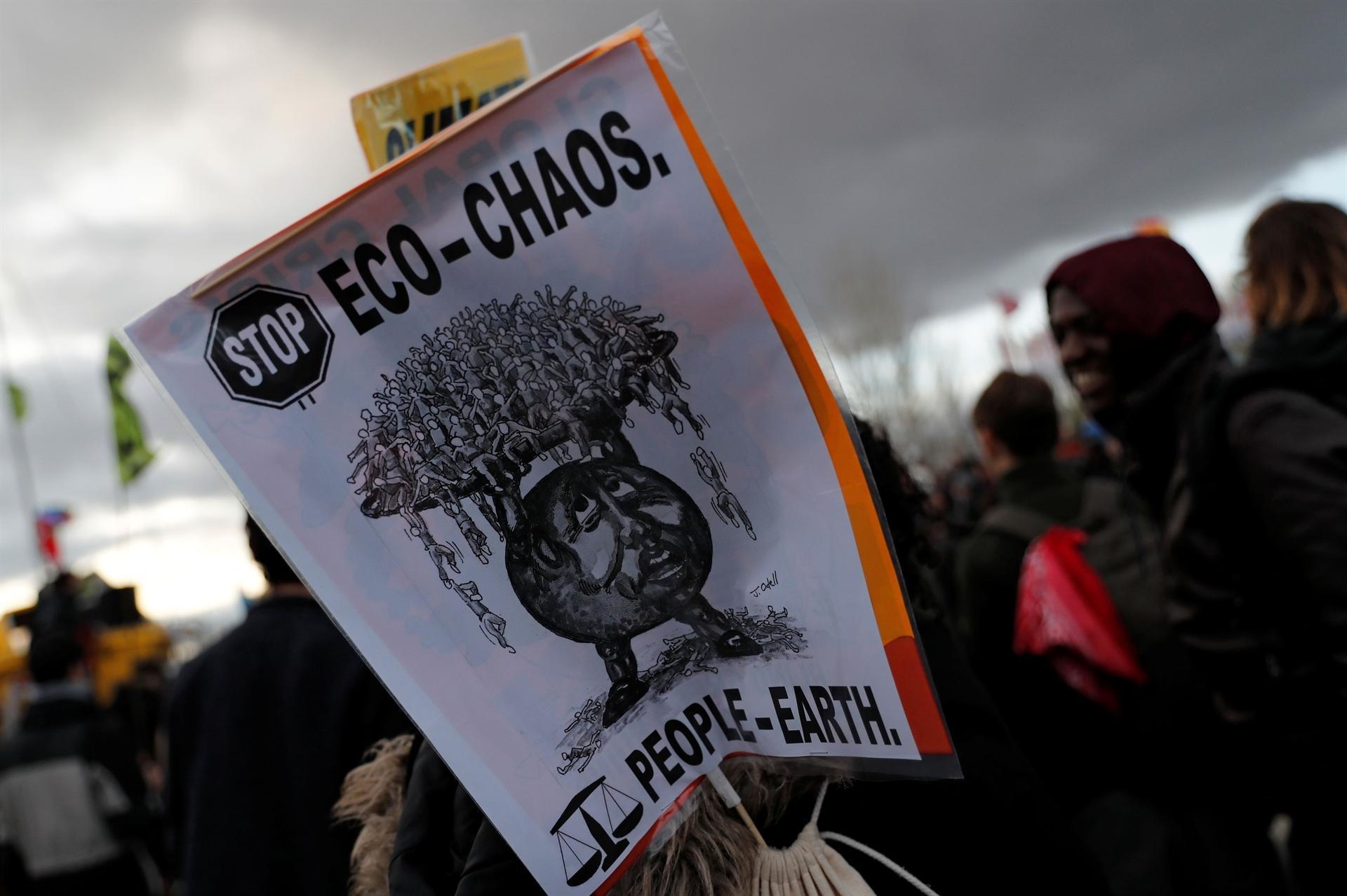 Fate of global climate action in the balance as UN talks go down to wire