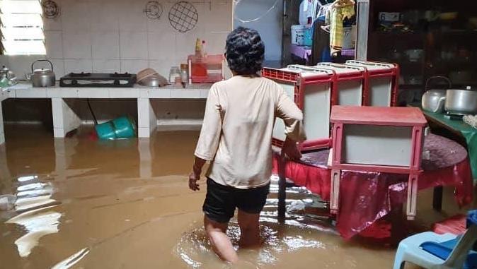 Nearly 4,000 residents evacuated after floods in Malaysia