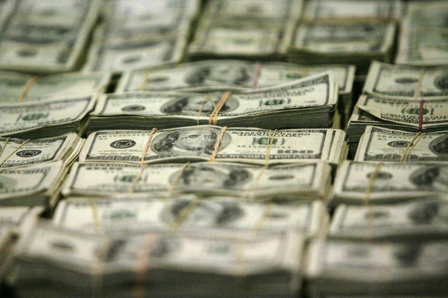 Turkish Treasury borrows $1.5B from domestic markets