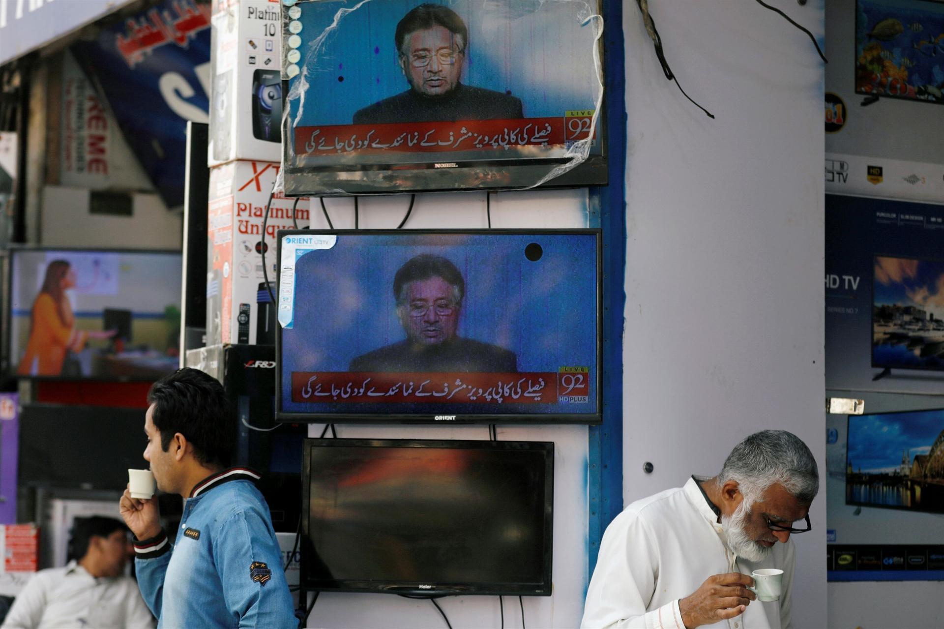 Pakistan finds fault with death sentence for Musharraf who plans to appeal