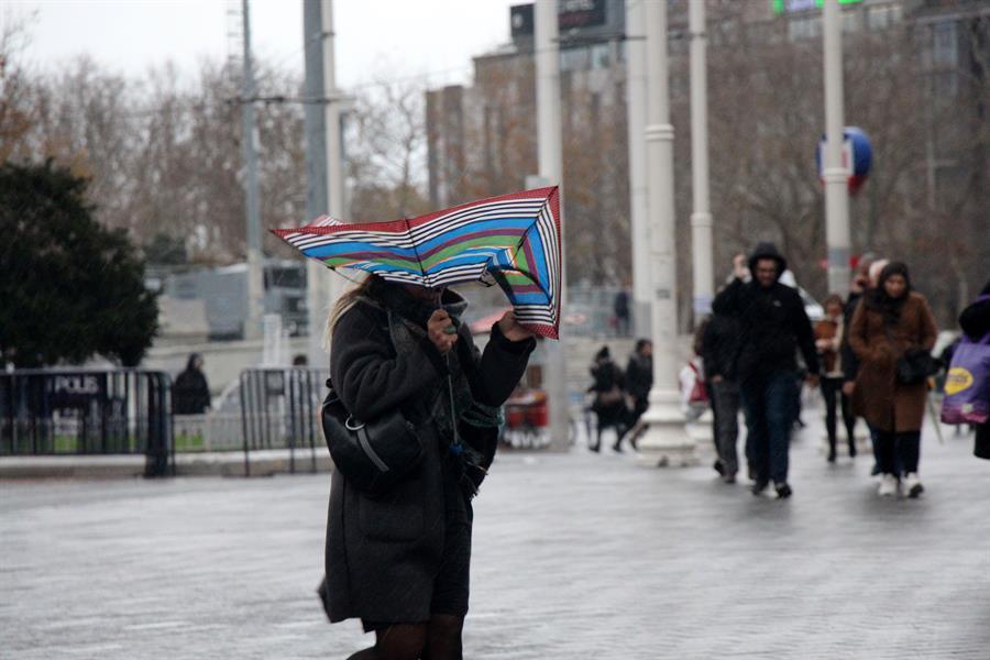 Storm and rainfall hit western Turkey