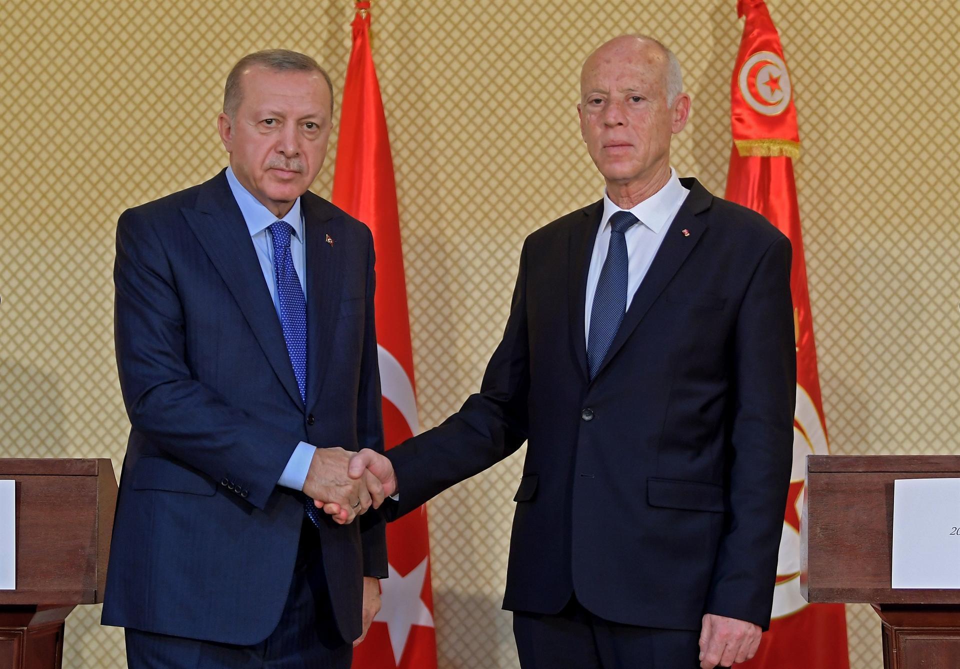 Erdoğan says Tunisia will help stability efforts in Libya