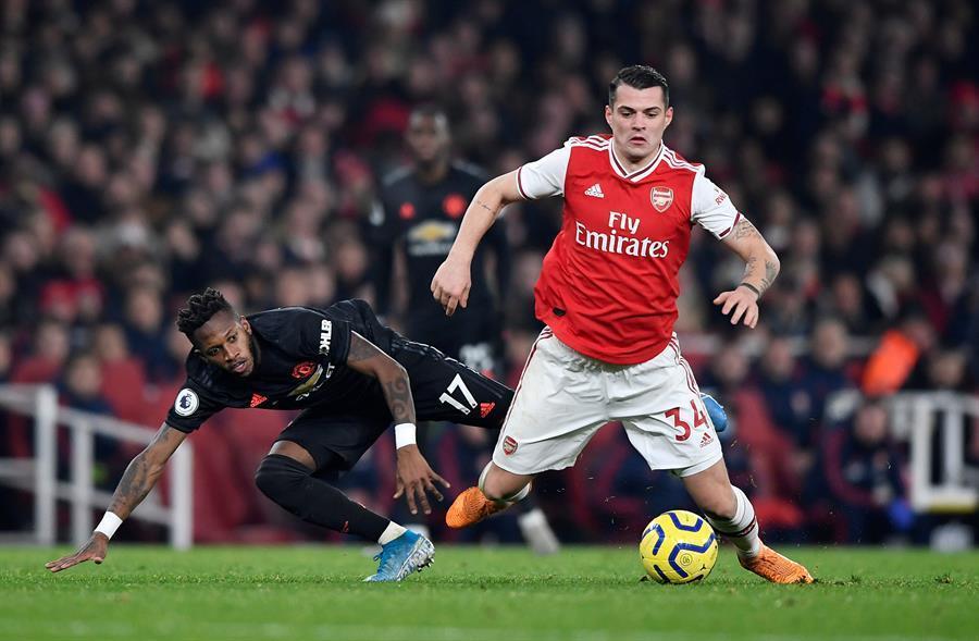 Arsenal dominate Manchester United in first win for Arteta