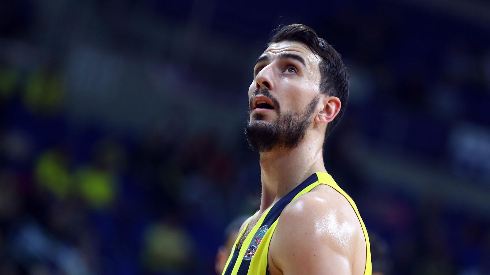 Westermann hits clutch to lift Fenerbahçe past Bursa