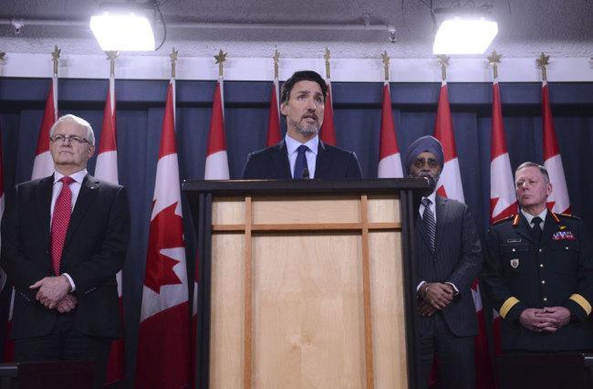 Canadas PM mourns victims of plane crash in Iran