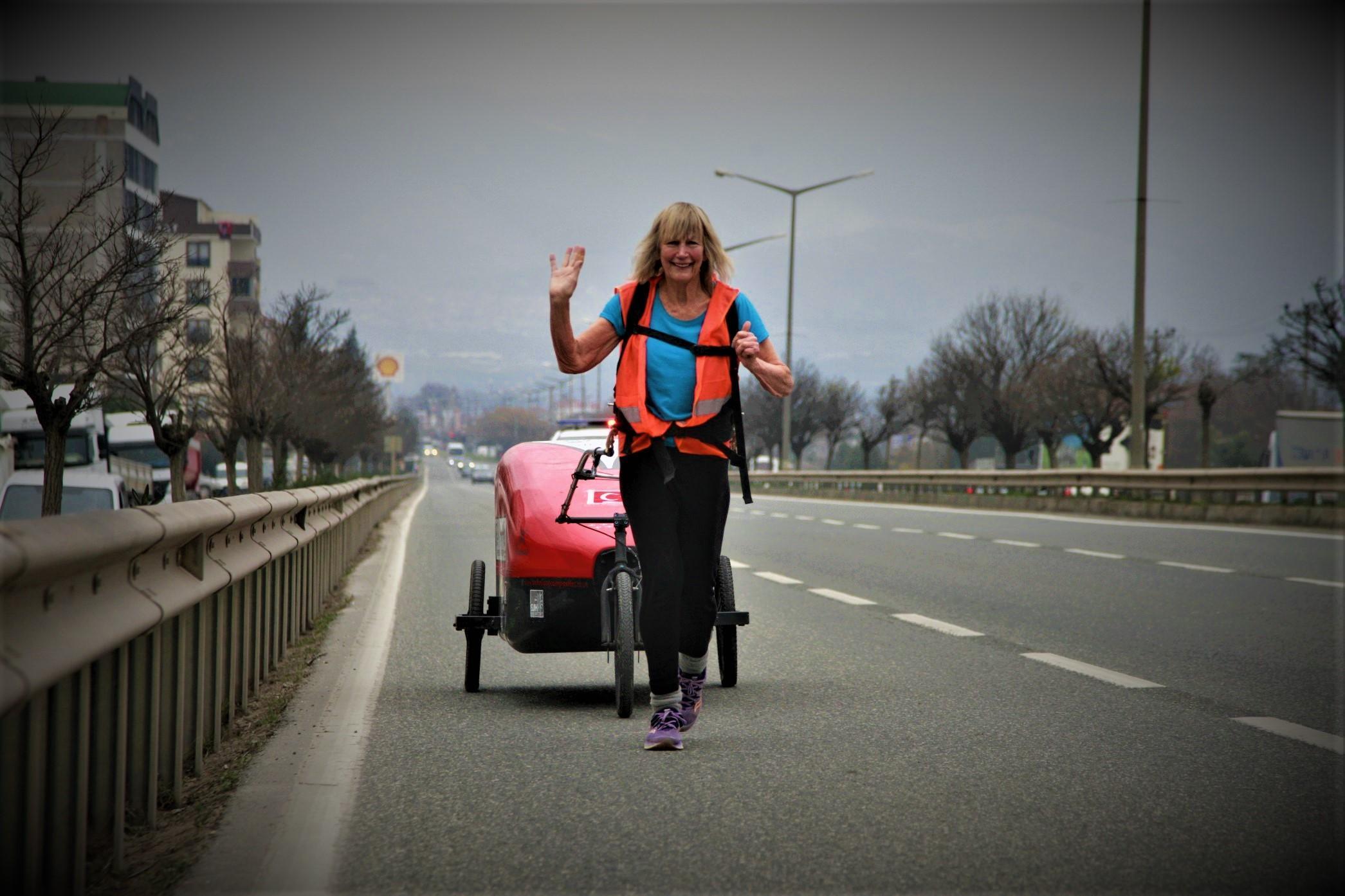 Runner for charity makes mark on way to Nepal