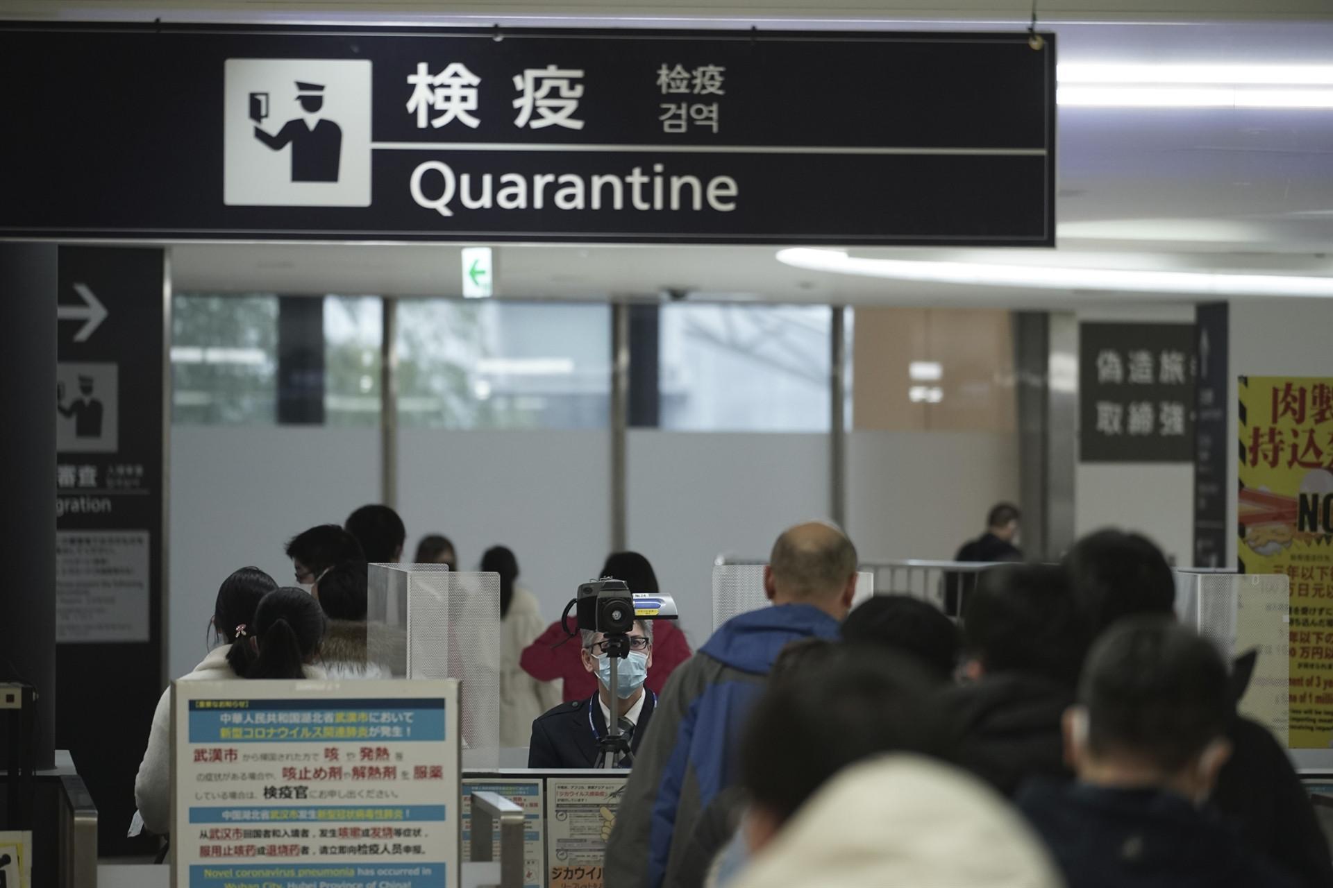 China locks down city of 11 mln at epicentre of virus outbreak