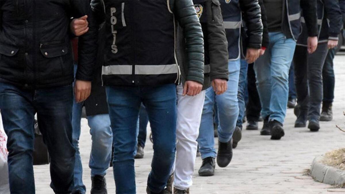 Police detain 40 FETÖ-linked terror suspects