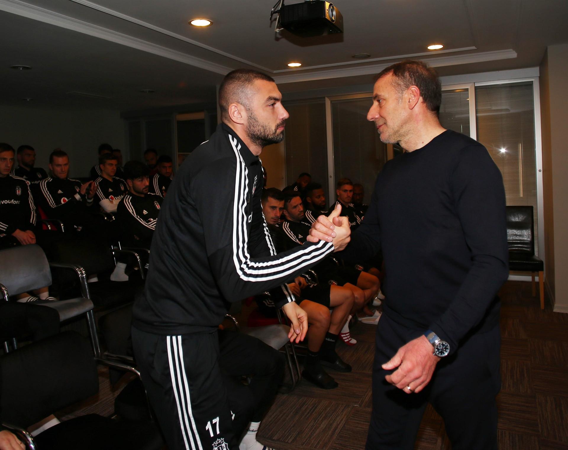 Turkish football giant Beşiktaş sack coach Avcı