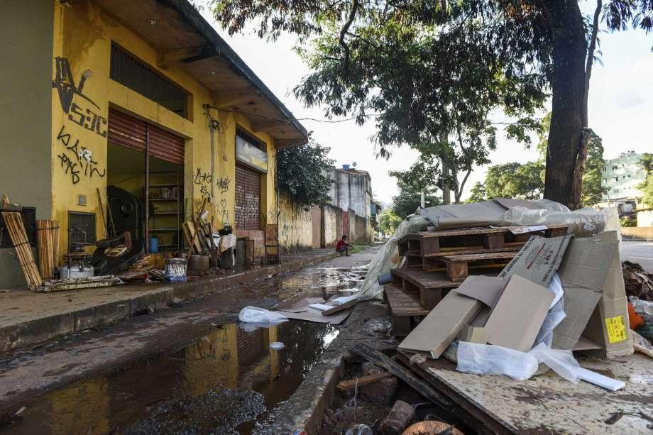 Brazil downpour displaces 30,000, bracing for more rain
