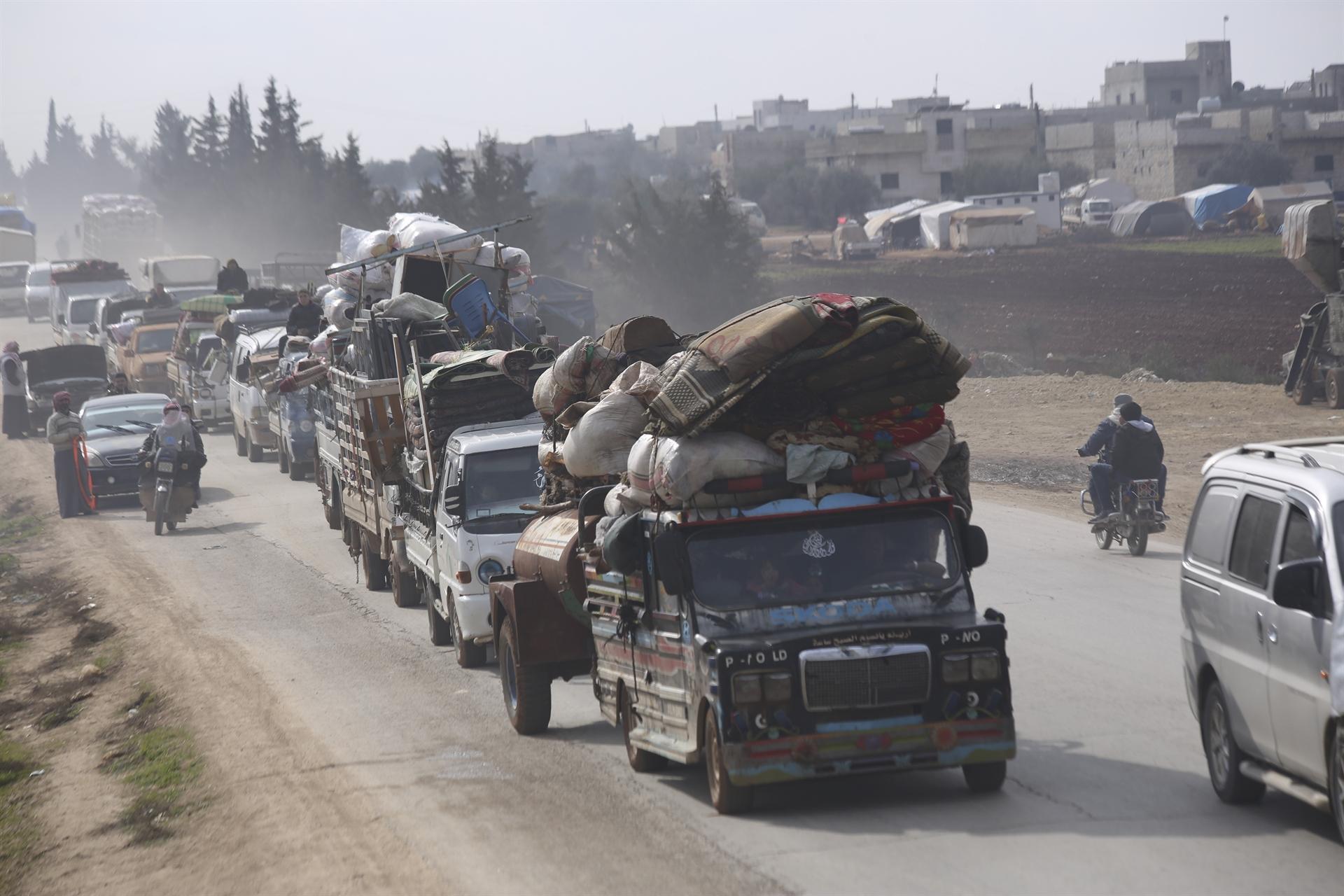Over 39,000 flee northwest Syria as Assad pushes closer to Idlib