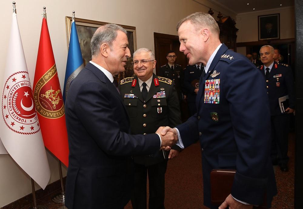 US commander visits Turkey for talks on Syria