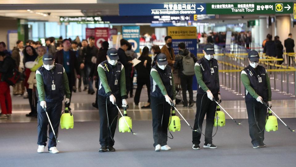 Turkey stands by coronavirus-hit China: Minister
