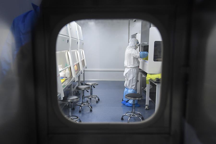 China will defeat coronavirus, Xi tells Trump, as doctors death sparks outcry