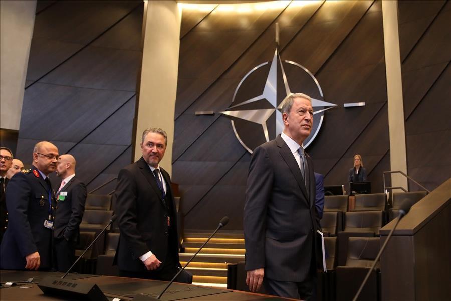 Turkish defense chief meets British, French counterparts