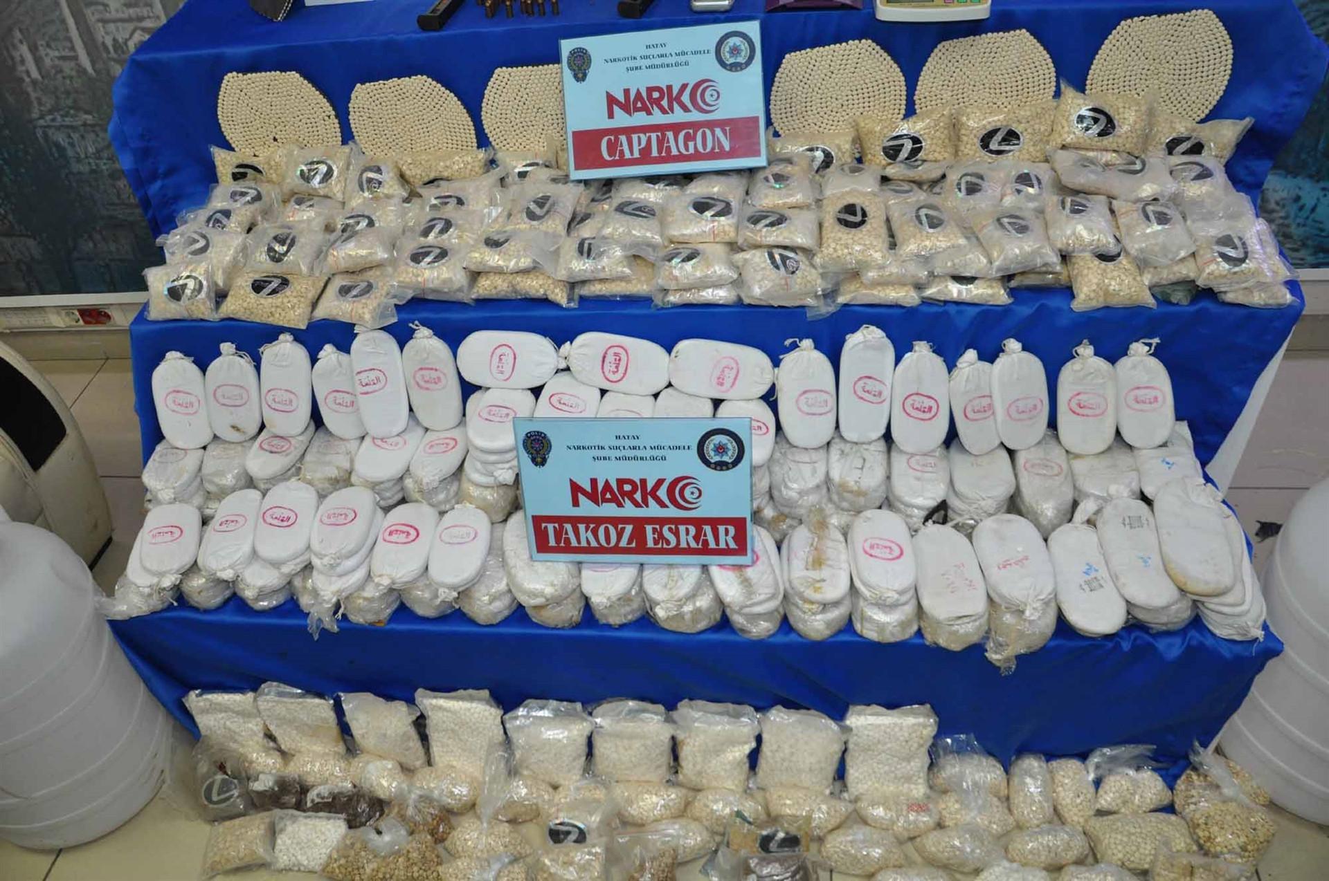 Some 220,000 drug pills seized in southern Turkey
