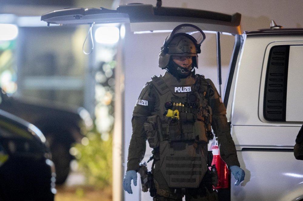 9 killed in suspected far-right attack in Germany