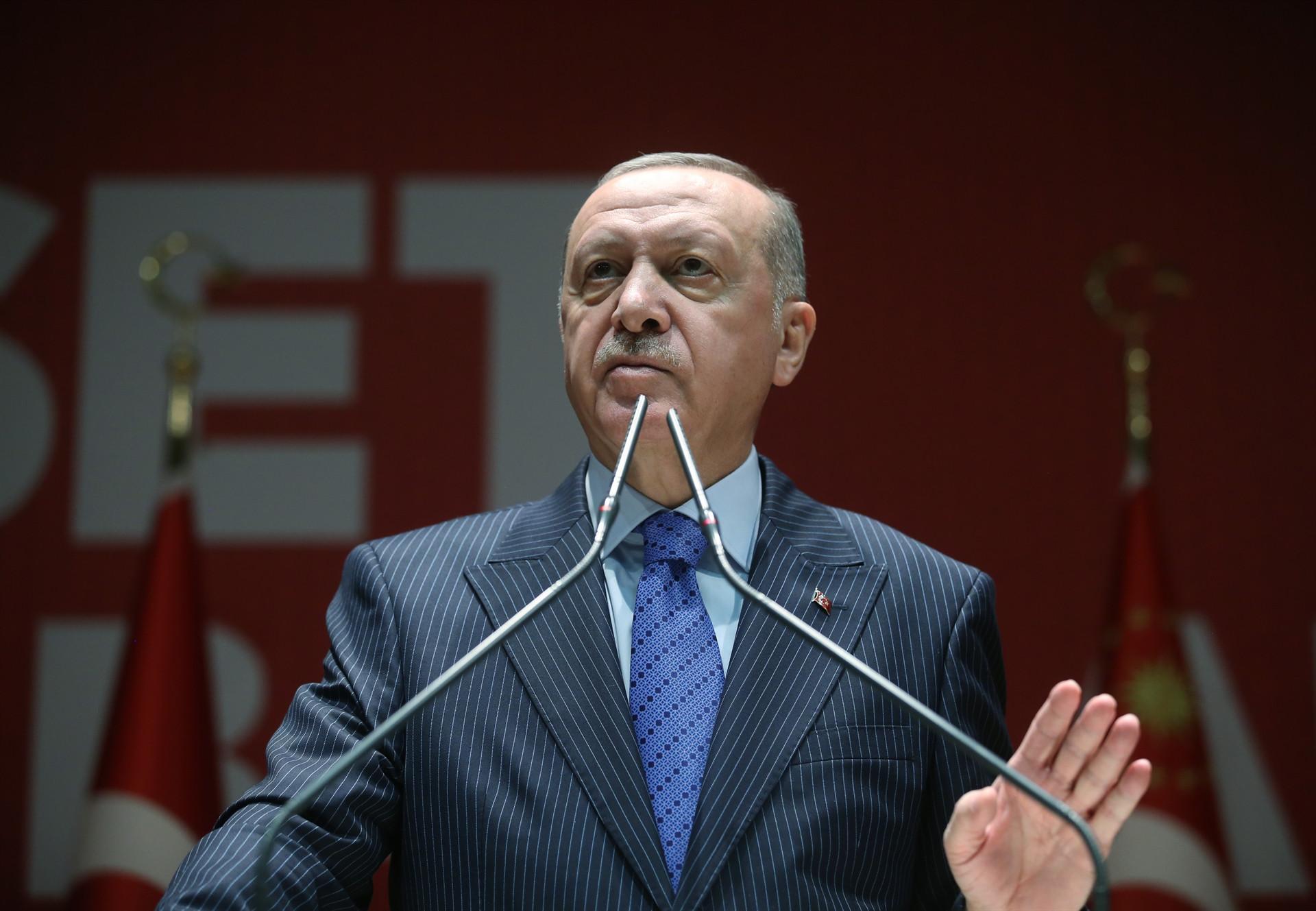 President Erdoğan chairs emergency security meeting