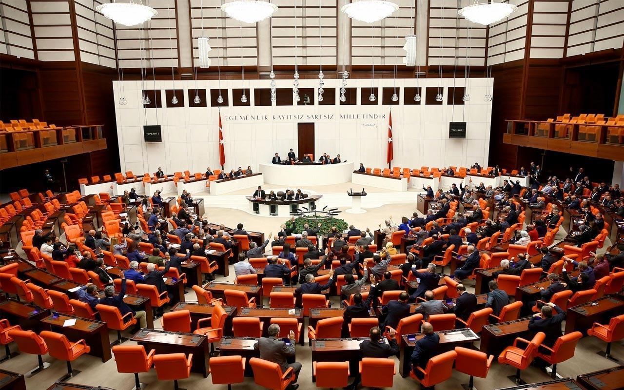 Opposition calls parliament for urgent meeting after Idlib attack
