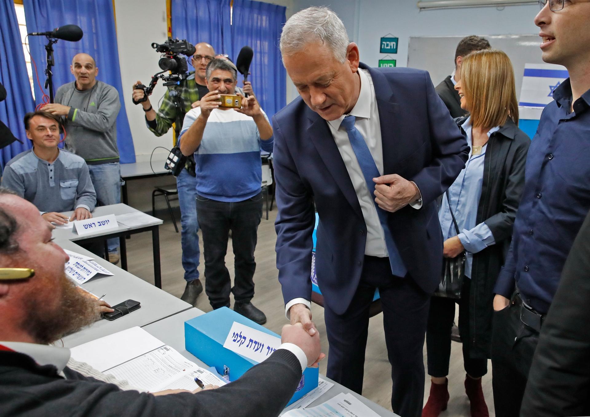 Israelis vote in 3rd election in a year focused on Netanyahu