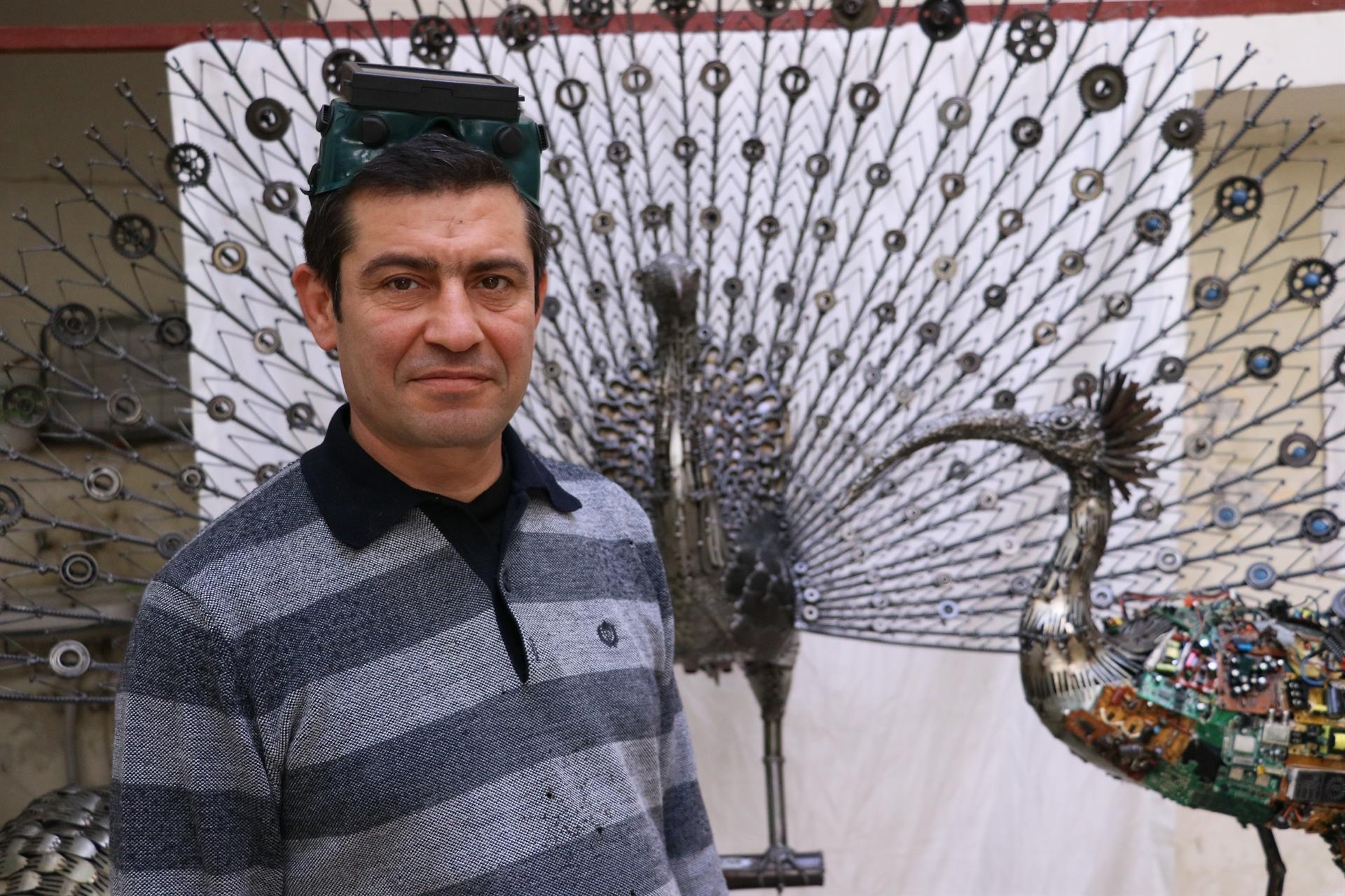 Man creates endangered bird figures out of waste
