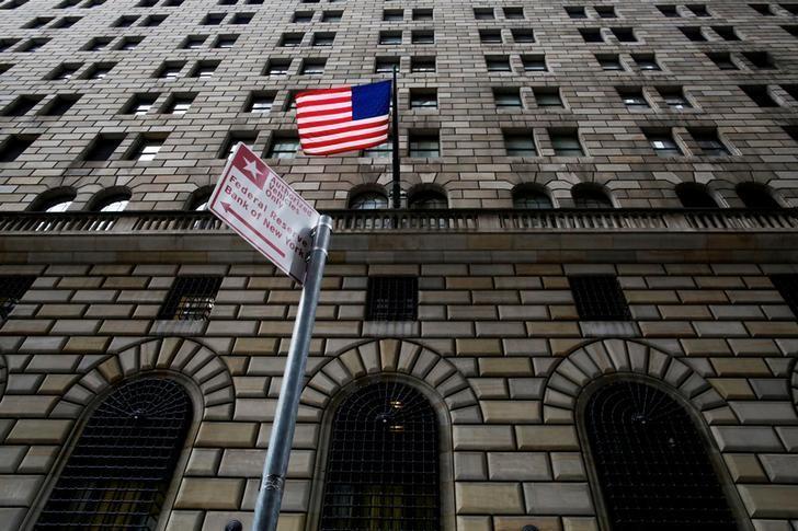 Wall Street marks its worst day in 33 years