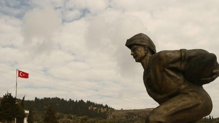 Erdoğan marks 105th anniversary of Çanakkale Victory