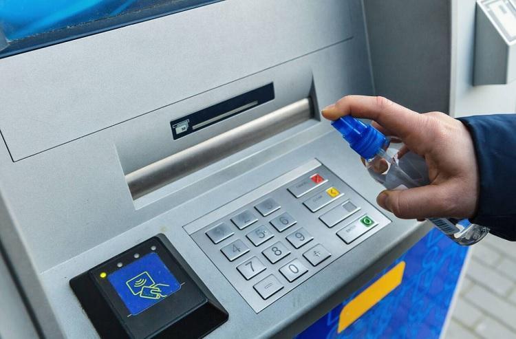 Turkish start-up develops money-disinfecting ATM