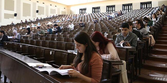 Turkey lets students defer higher education