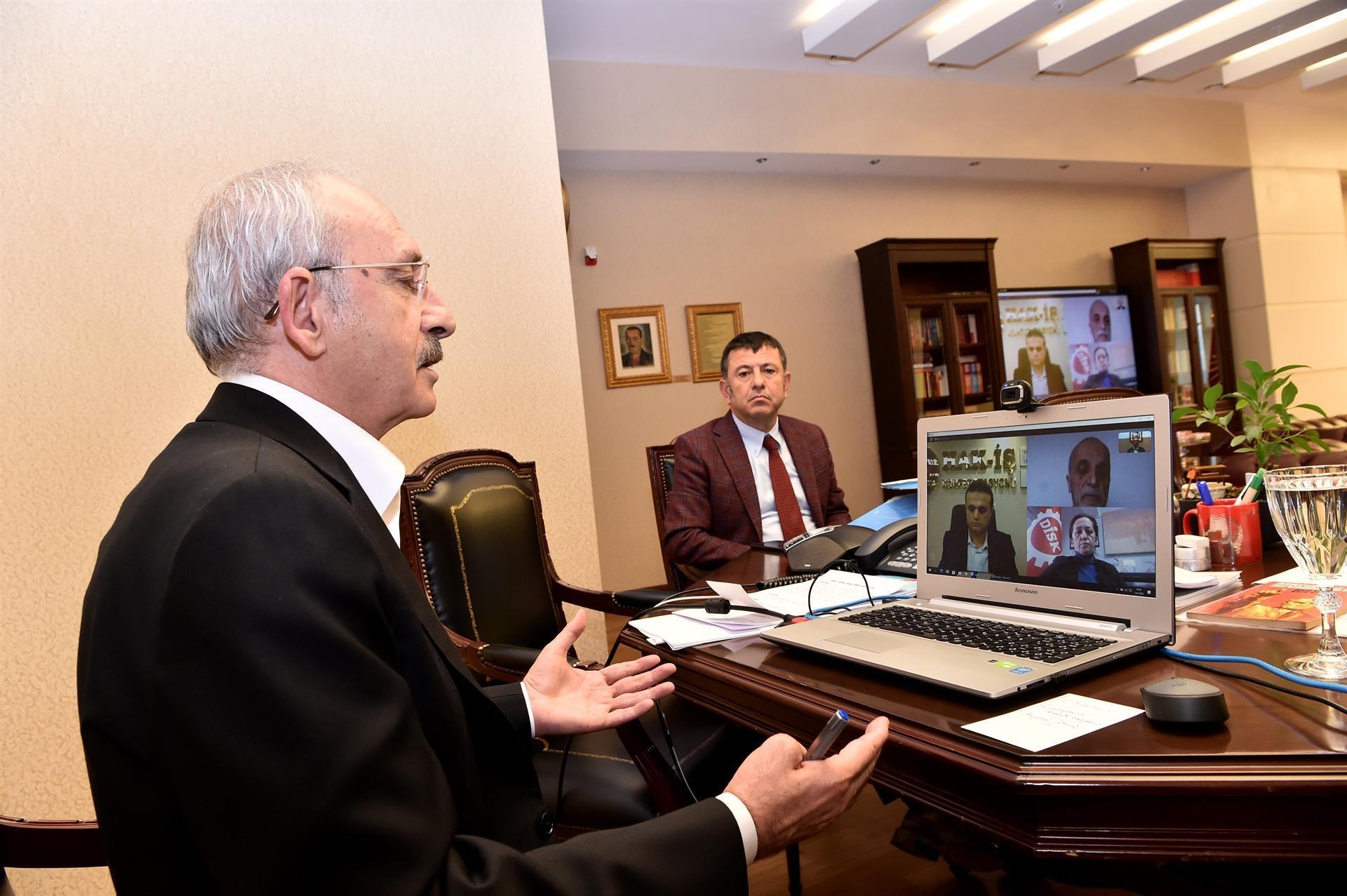 CHP leader says ‘no one should be left jobless’ during outbreak
