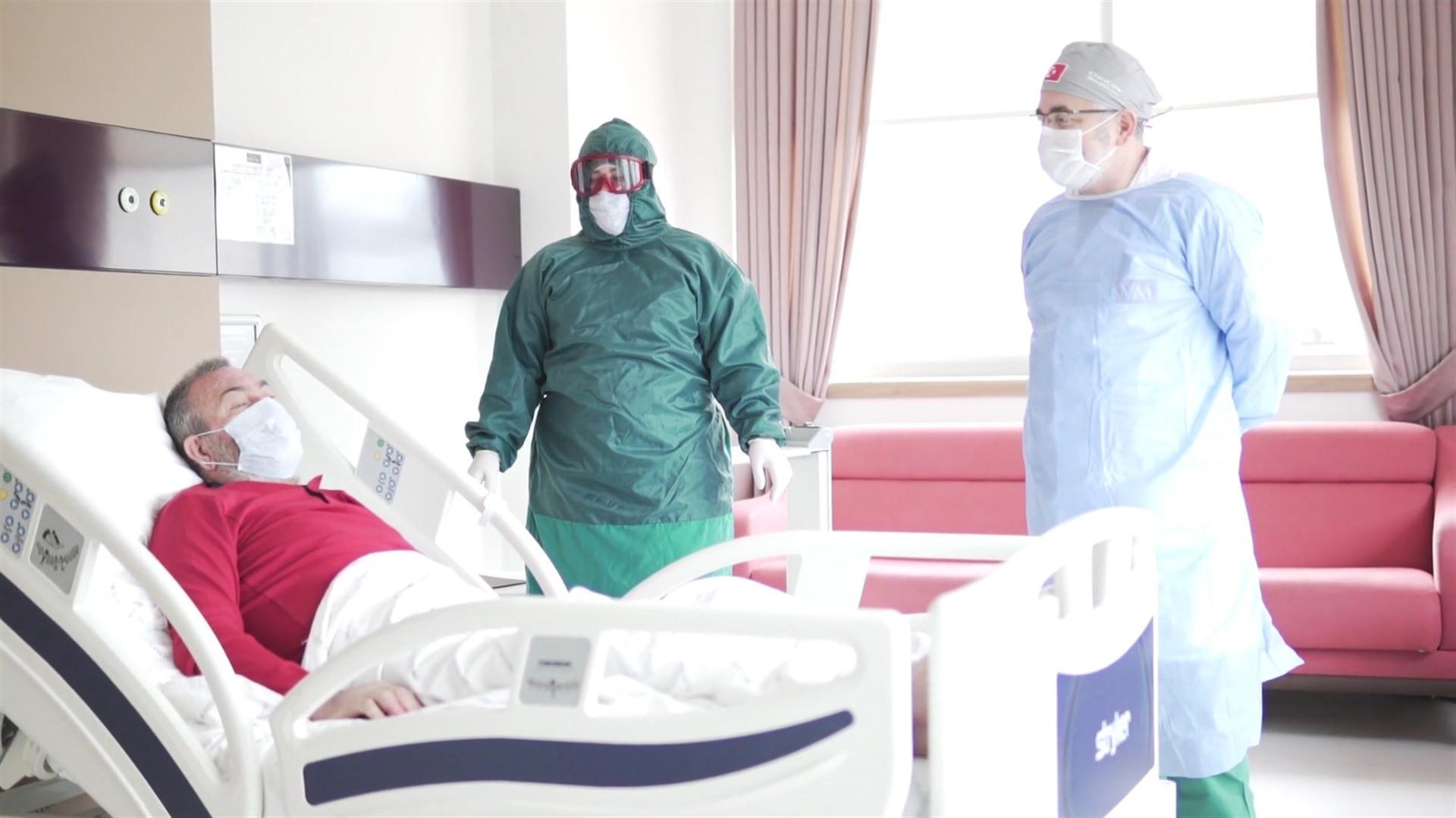 Turkish doctors fight virus under harsh conditions