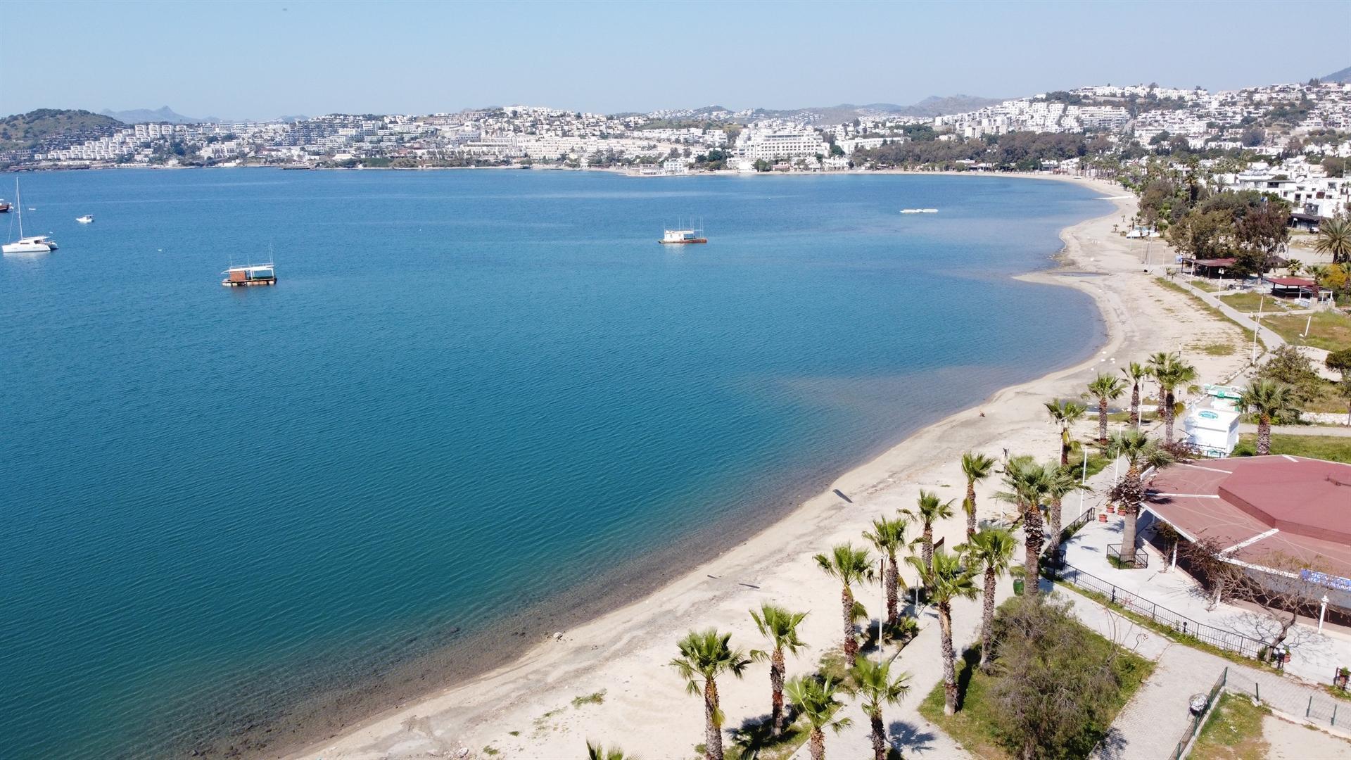 Resort town Bodrum overcrowded amid outbreak