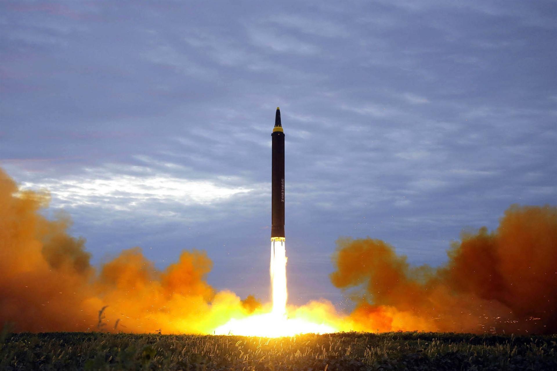 North Korea fires multiple suspected cruise missiles: Seoul