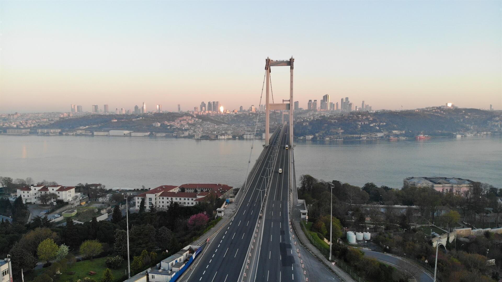 Turkey reimposes 2-day curfew in 31 provinces amid pandemic