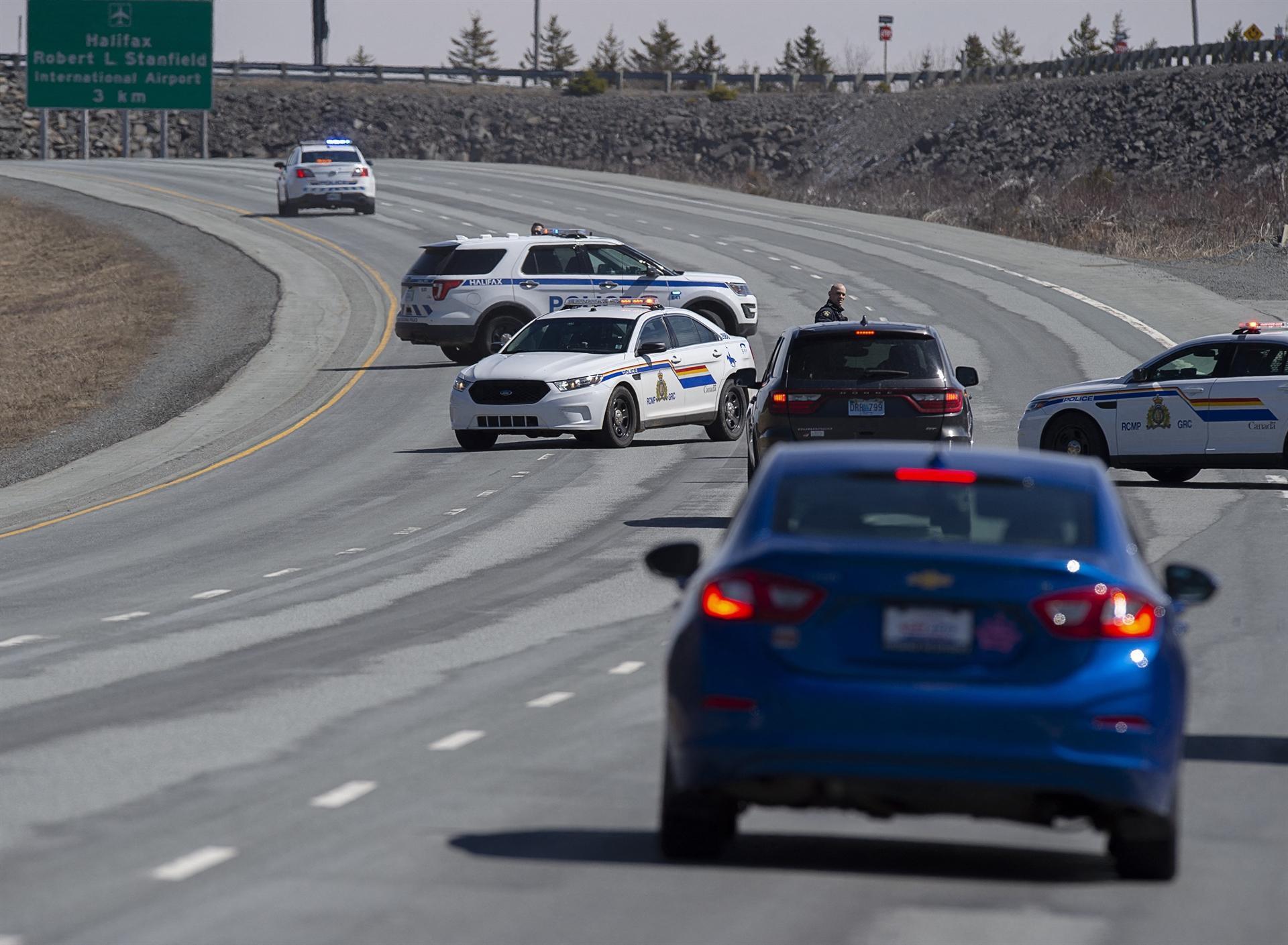 16 killed in shooting rampage, deadliest in Canadian history