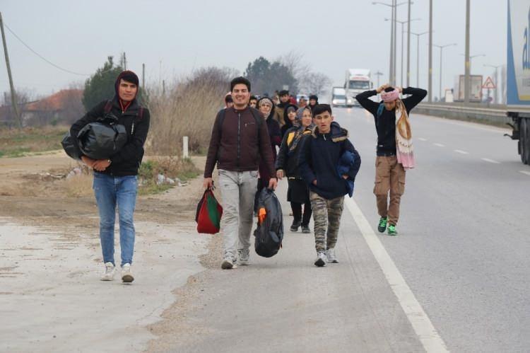 Eight irregular migrants walk some 300 km to reach Istanbul